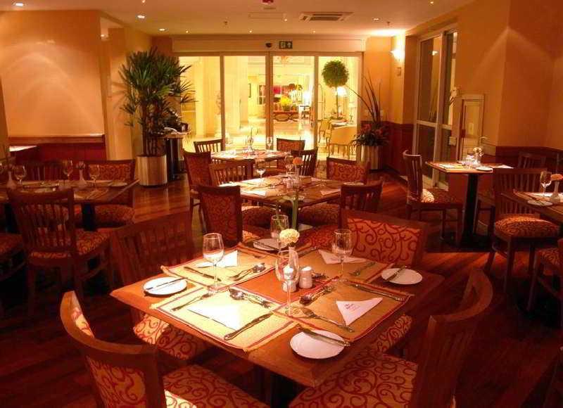 Marriott Executive Apartments Sao Paulo Restoran foto
